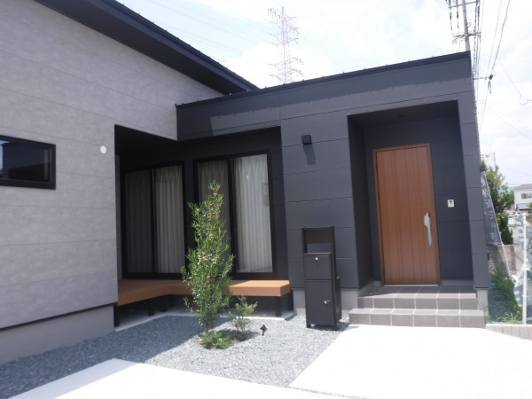 佐賀市高木瀬西、新築一戸建ての外観画像です