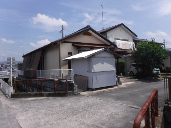 佐賀市若楠、中古一戸建ての外観画像です