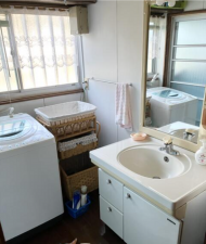 佐賀市高木瀬西、中古一戸建ての洗面画像です