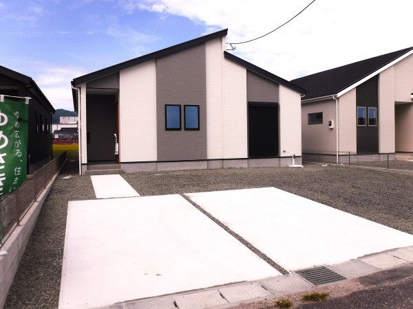 佐賀市大和町、新築一戸建ての外観画像です