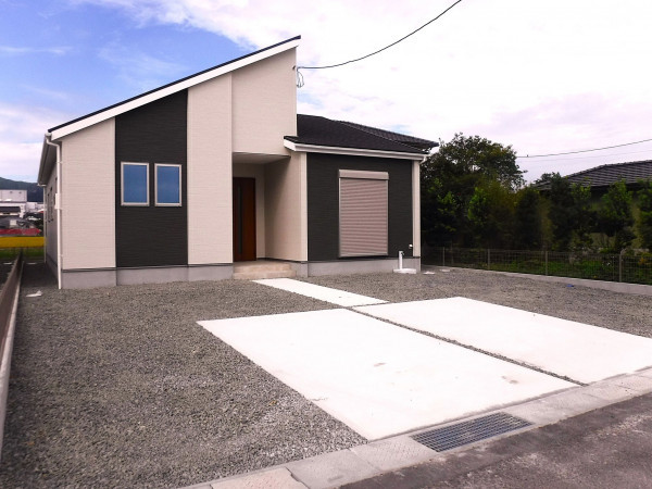 佐賀市大和町、新築一戸建ての外観画像です