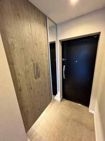 佐賀市高木瀬町、中古マンションの玄関画像です