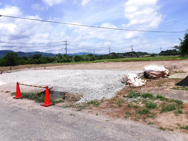 佐賀市久保泉町、収益物件/事務所の画像です