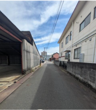 佐賀市神野東、土地の前面道路を含む現地写真画像です