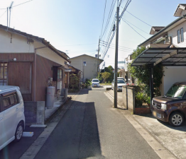 佐賀市新中町、土地の前面道路を含む現地写真画像です