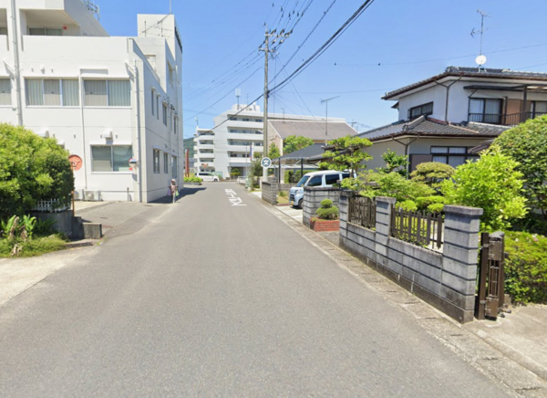 佐賀市大和町、土地の前面道路を含む現地写真画像です