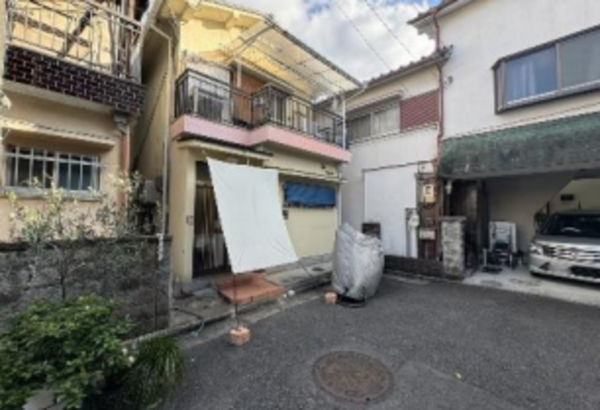 八尾市本町、中古一戸建ての画像です