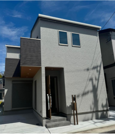 八尾市明美町、中古一戸建ての画像です