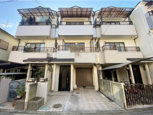 八尾市明美町、中古一戸建ての画像です