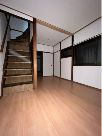 八尾市中田、中古一戸建ての画像です