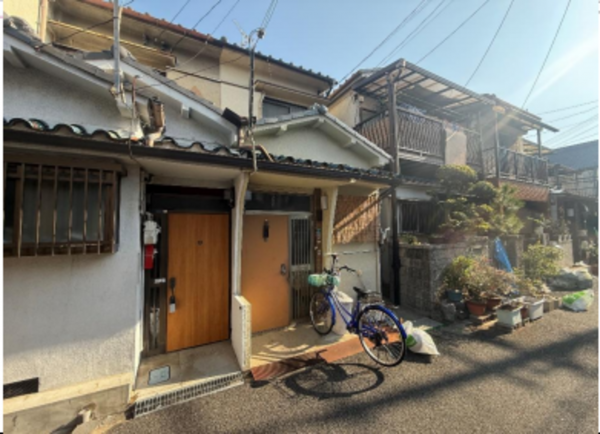 八尾市春日町、中古一戸建ての画像です