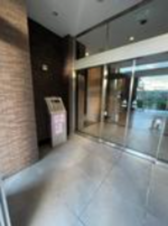 八尾市清水町、マンションの画像です