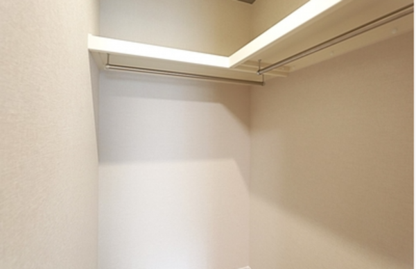八尾市本町、マンションの画像です