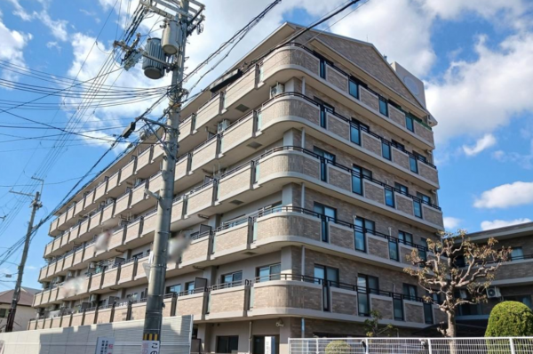 八尾市本町、マンションの画像です