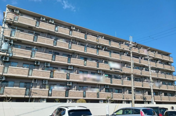 八尾市本町、マンションの画像です