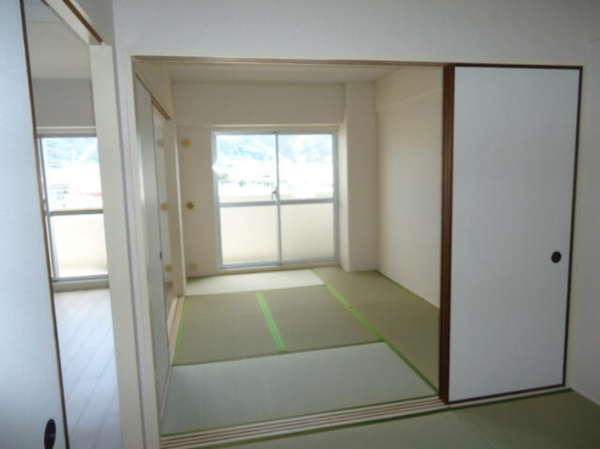 八尾市志紀町南、マンションの画像です