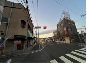 八尾市南亀井町、収益物件/店舗付住宅の画像です