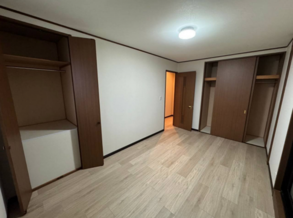 八尾市久宝園、中古一戸建ての画像です