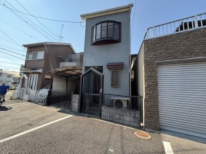 八尾市東久宝寺、中古一戸建ての画像です