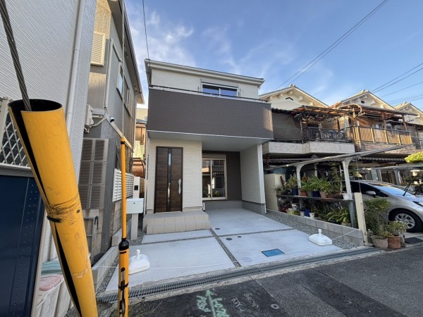 八尾市上之島町北、新築一戸建ての画像です