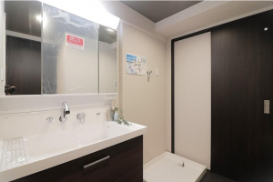 八尾市安中町、マンションの画像です