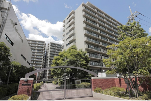 八尾市安中町、マンションの画像です