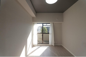 八尾市安中町、マンションの画像です