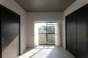 八尾市安中町、マンションの画像です