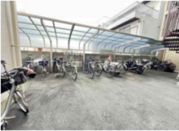 八尾市陽光園、マンションの画像です