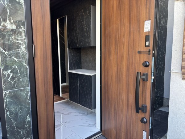 八尾市久宝寺、中古一戸建ての画像です