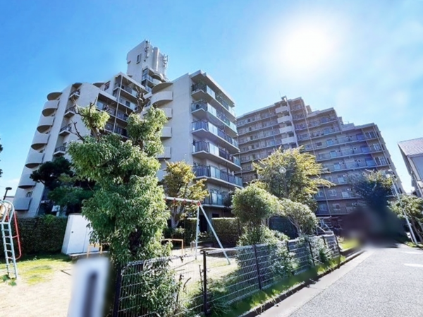 八尾市相生町、マンションの画像です