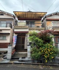 八尾市曙町、中古一戸建ての画像です