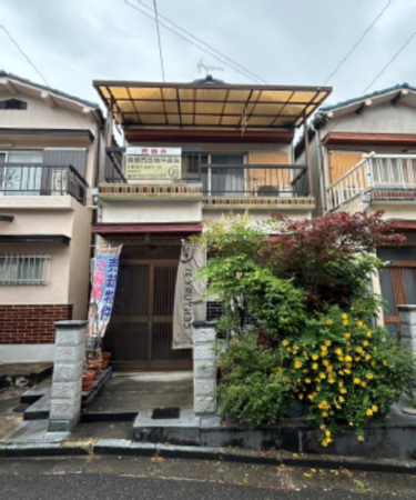 八尾市曙町、中古一戸建ての画像です