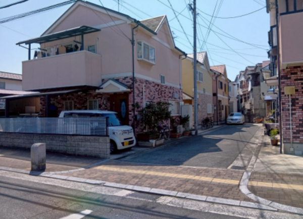 八尾市南本町、中古一戸建ての画像です