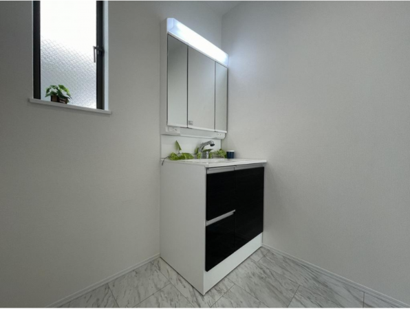 八尾市長池町、新築一戸建ての画像です