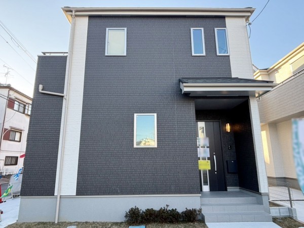 八尾市長池町、新築一戸建ての外観画像です