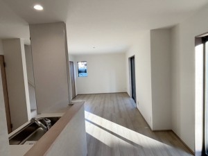 八尾市長池町、新築一戸建ての居間画像です