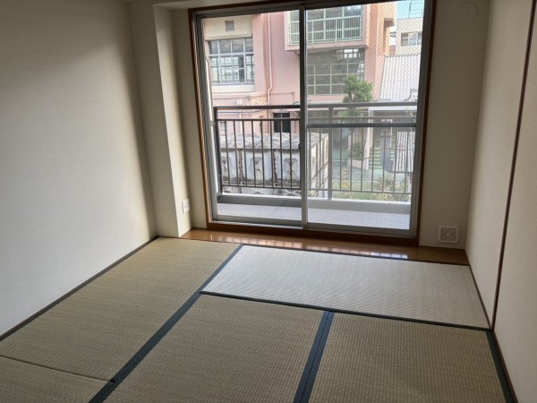 八尾市高美町、マンションの画像です