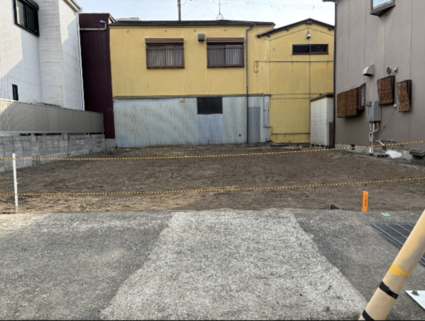 八尾市跡部本町、土地の前面道路を含む現地写真画像です