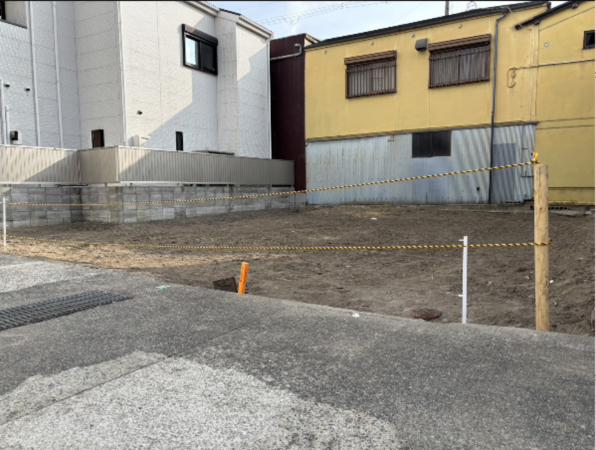 八尾市跡部本町、土地の前面道路を含む現地写真画像です