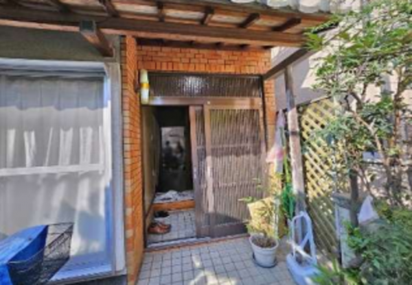 八尾市末広町、中古一戸建ての画像です