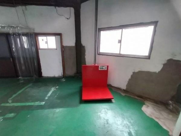 八尾市竹渕、収益物件/倉庫の画像です