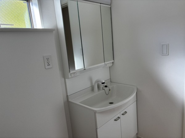 八尾市新家町、新築一戸建ての画像です