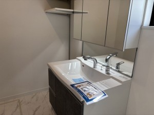 八尾市上之島町南、新築一戸建ての画像です