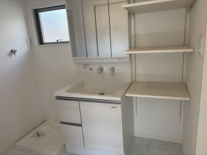 八尾市上之島町南、新築一戸建ての画像です