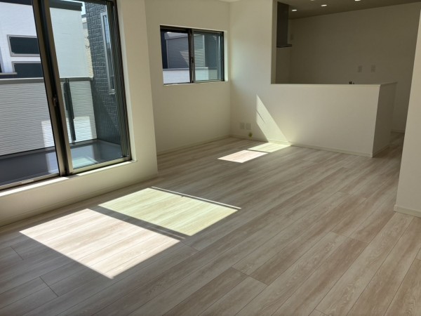 八尾市上之島町南、新築一戸建ての画像です