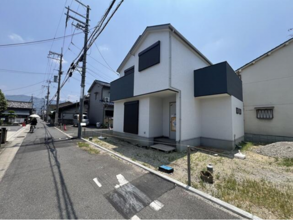 八尾市上之島町南、新築一戸建ての画像です
