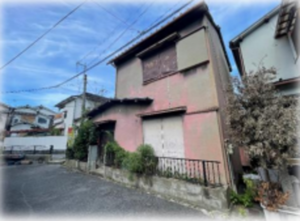 八尾市緑ヶ丘、中古一戸建ての画像です