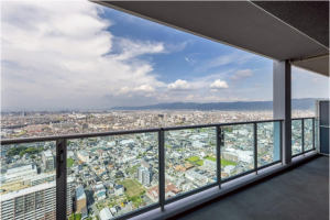 八尾市龍華町、マンションの画像です