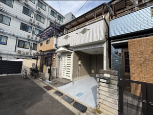 八尾市本町、中古一戸建ての画像です